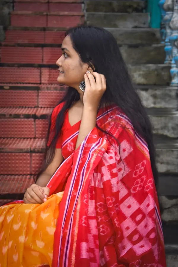 Bandhika_Maniabandha_Ikat_Pure_Cotton_Saree_Crimson_Red_Orange_Traditional_Handloom