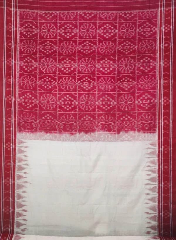 Bandhika_Maniabandha_Ikat_Pure_Cotton_Saree_–_Crimson_Red_&_Ivory_White_Traditional_Handloom_Saree