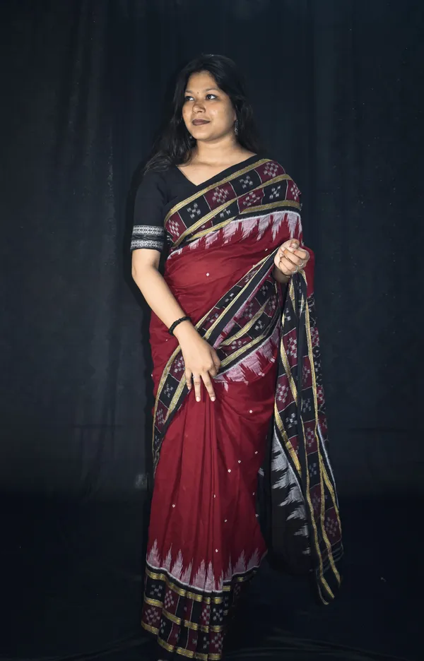 Bandhika_Premium_Handloom_Maniabandha_Ikat_Saree_–_Deep_Maroon_with_Black_&_Gold_Border