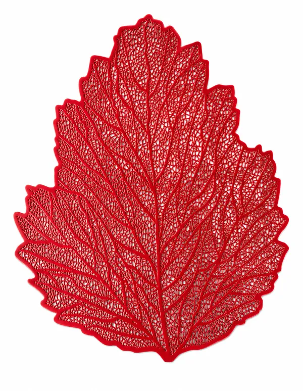 Crimson_Leaf_Lace_Table_Runner