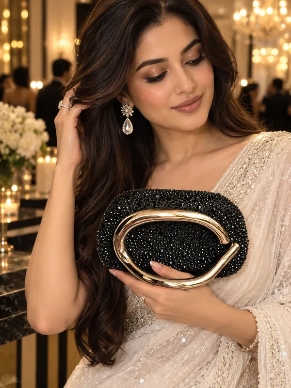 Luxury_Black_Crystal_Clutch