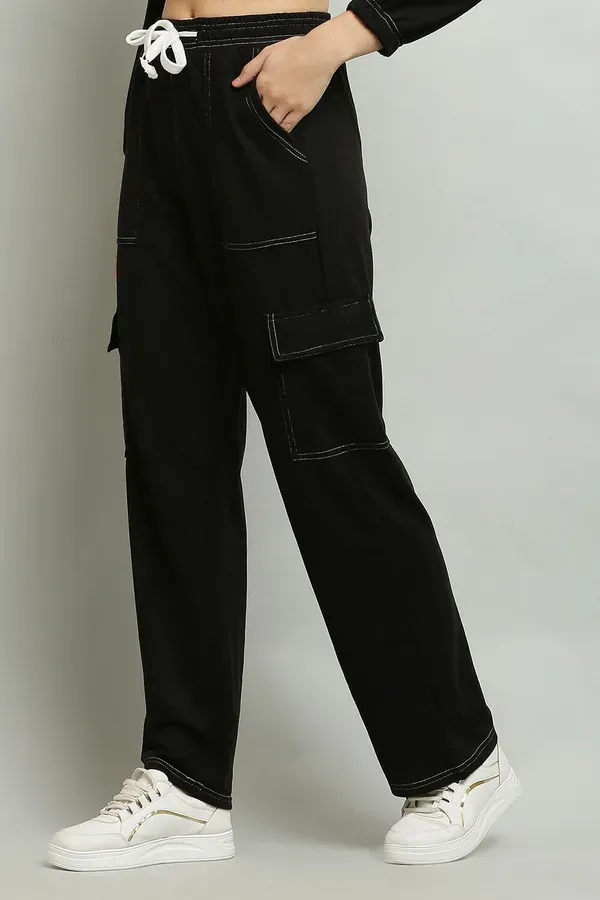 Black_Premium_Cotton_And_Polyester_Cargo_Pants_For_Women