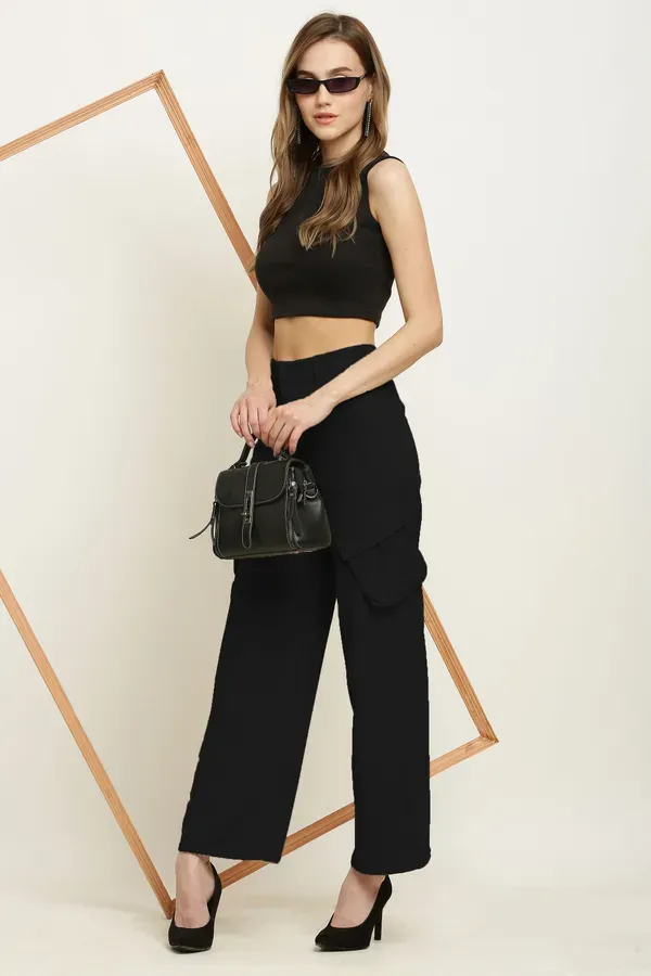 Black_Premium_Cotton_And_Polyester_Cargo_Pants_For_Women