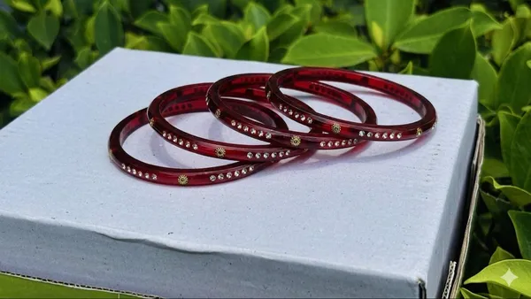 Red_Glass_Embellished_Chudi_Set_For_Women