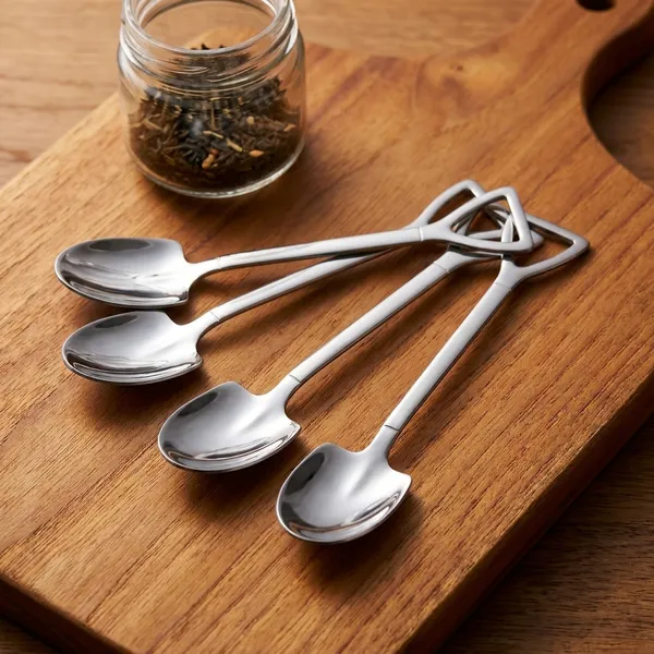Silver_Triangle_Shaped_Spade_Spoon_Pack_Of_4