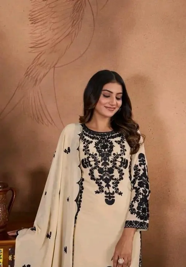 Yellow_Georgette_Embroidered_Kurta_Set_With_Dupatta_For_Women