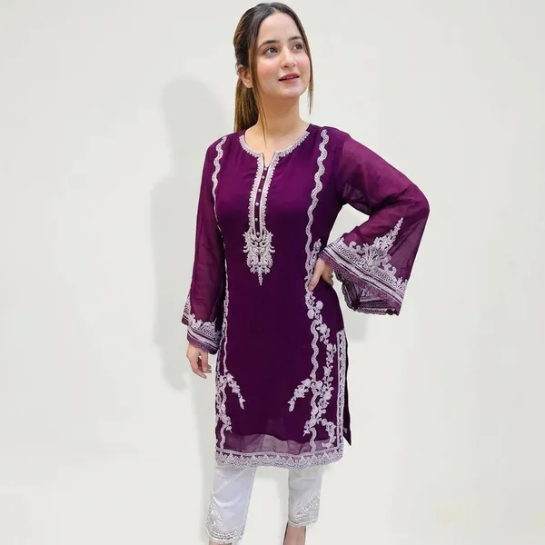 Pink_Georgette_Pakistani_Solid_Kurta_Set_For_Women