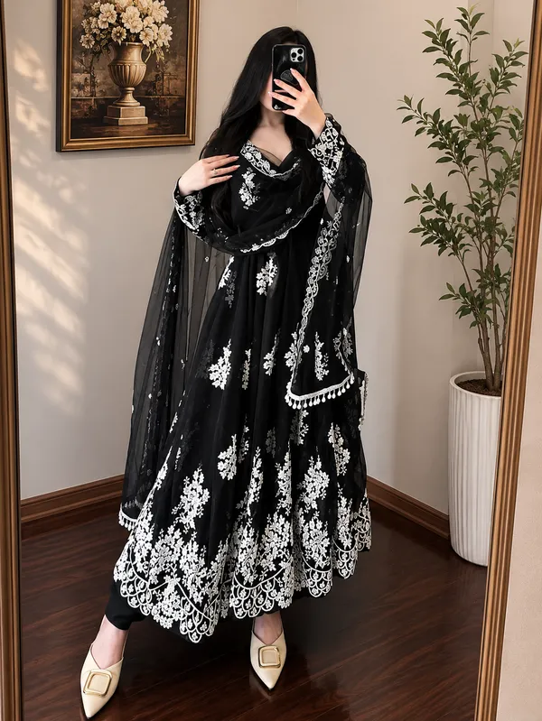 Black_Georgette_Anarkali_Gown_For_Women