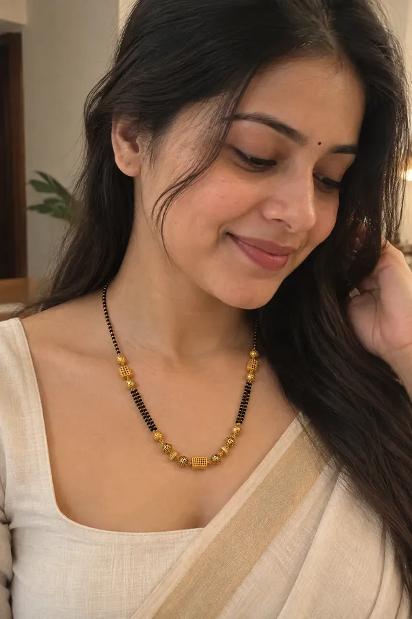 AANYRA_Designer_Short_Mangalsutra_for_Women_|_18_Inch_Antique_Gold_Finish_Black_Bead_Necklace_|_Traditional_Daily_Wear_Mangalsutra