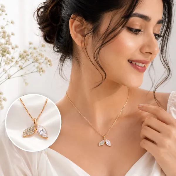 Rose_Gold_Crystal_Mermaid_Tail_Pendant_Necklace