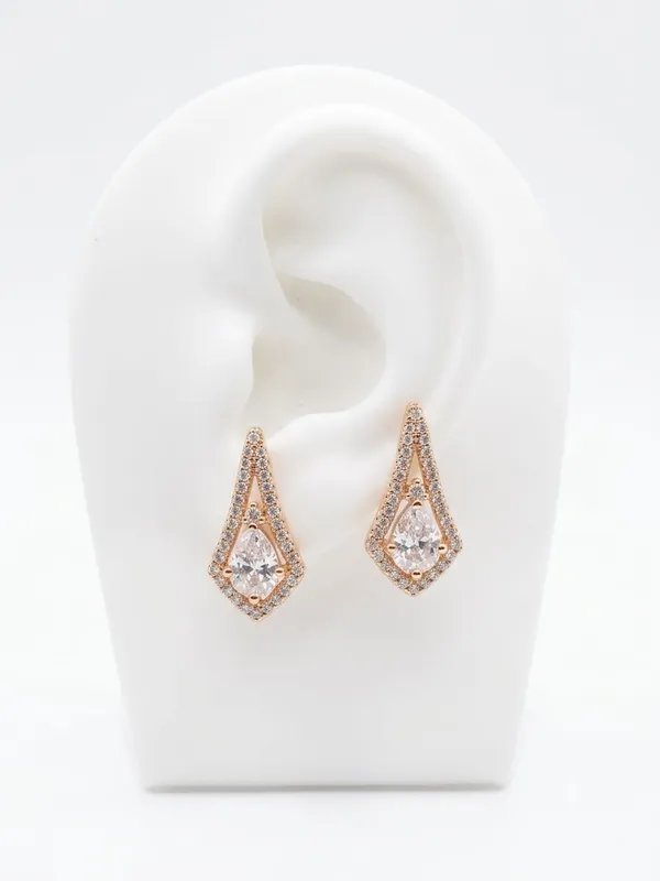 AANYRA_Elegant_Pear-Drop_Halo_Earrings