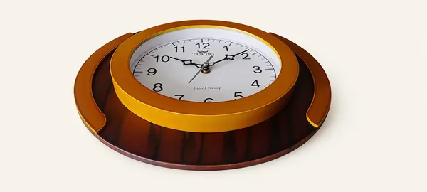 Turbo_Wall_Clock_AQS-3077