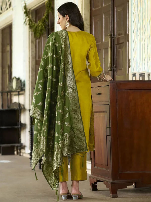 EMROIDERED_WORK_DRESS