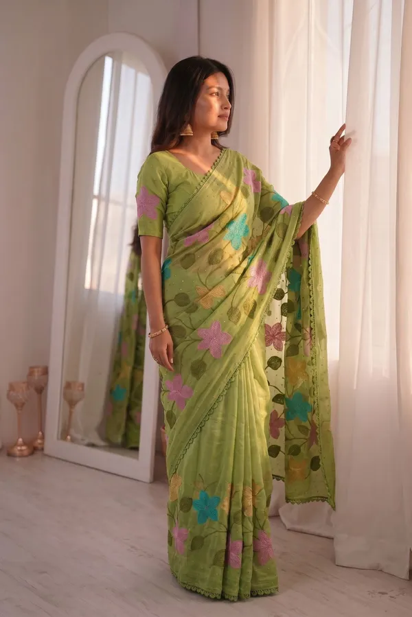 Green_Viscose_Crunchy_Silk_Saree_For_Women