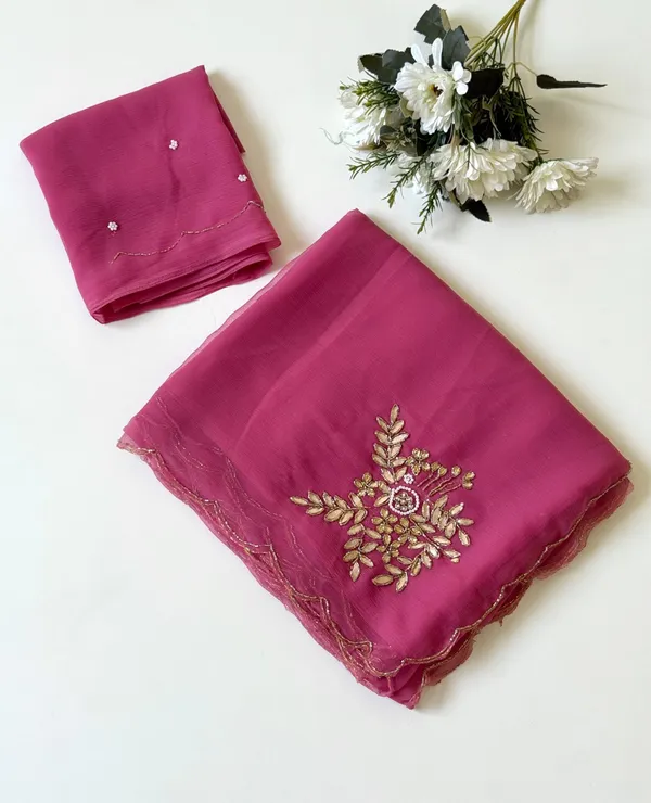 Pink_Chiffon_Saree_For_Women