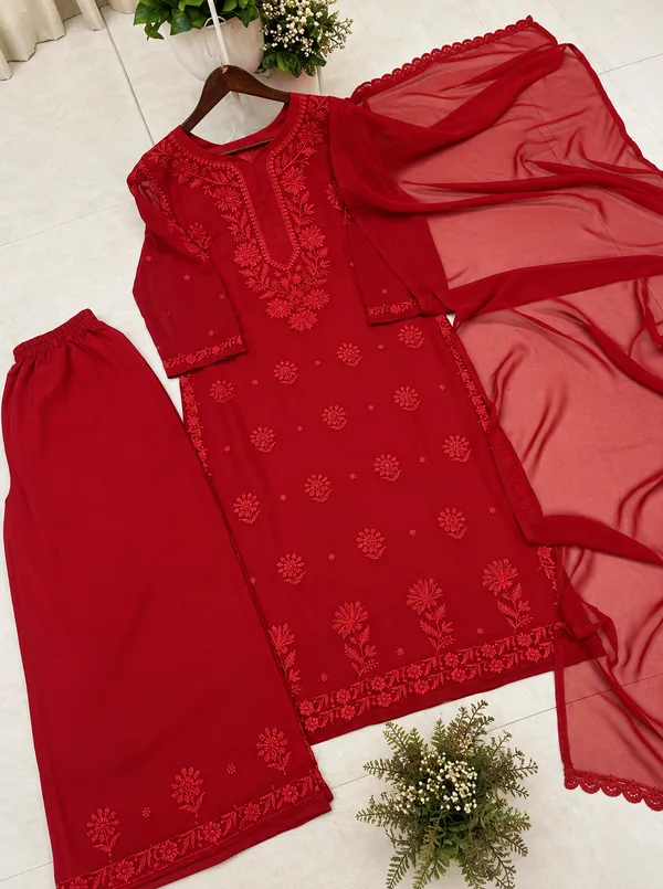 Women_Ethnic_Embroidered_Regular_Thread_work_Kurta_with_Palazzos_&_with_Dupatta