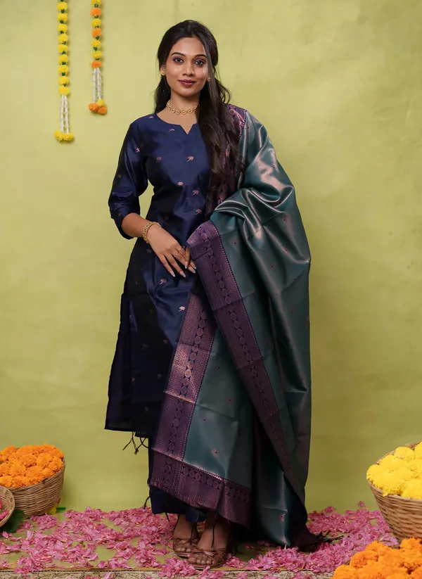 WEAVING_WORK_DRESS