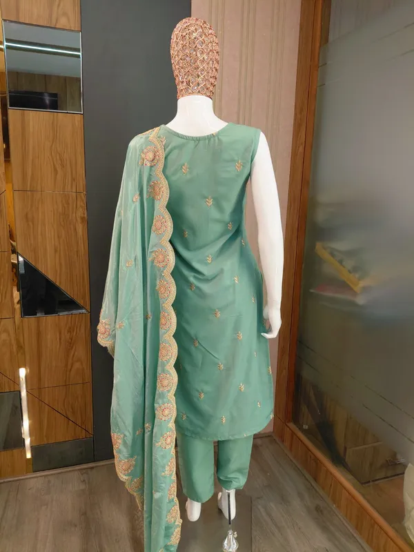 EMROIDERY_WORK_DRESS