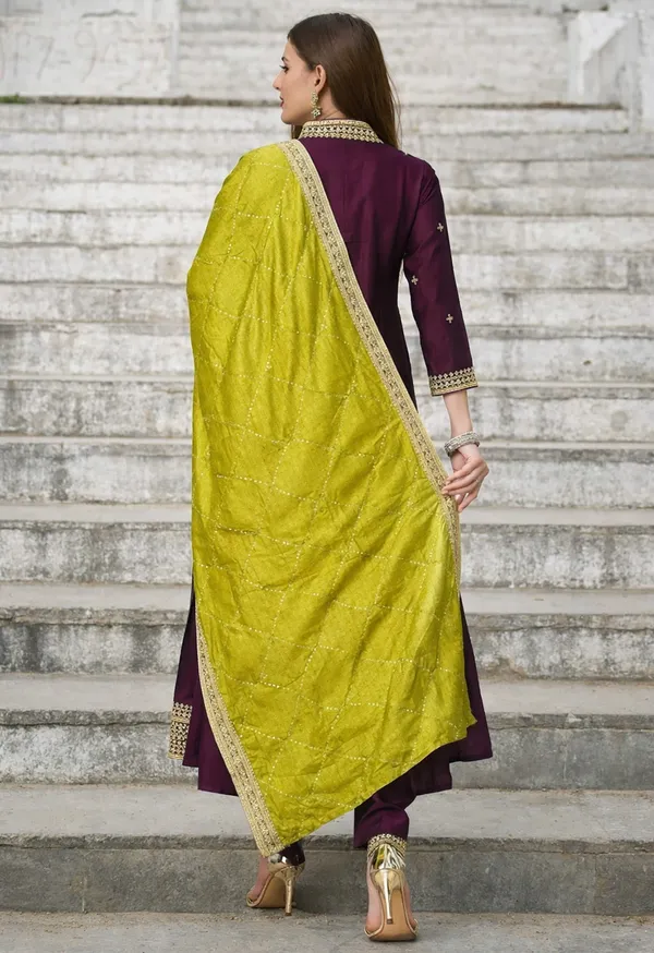 EMROIDERY_WORK_SUIT
