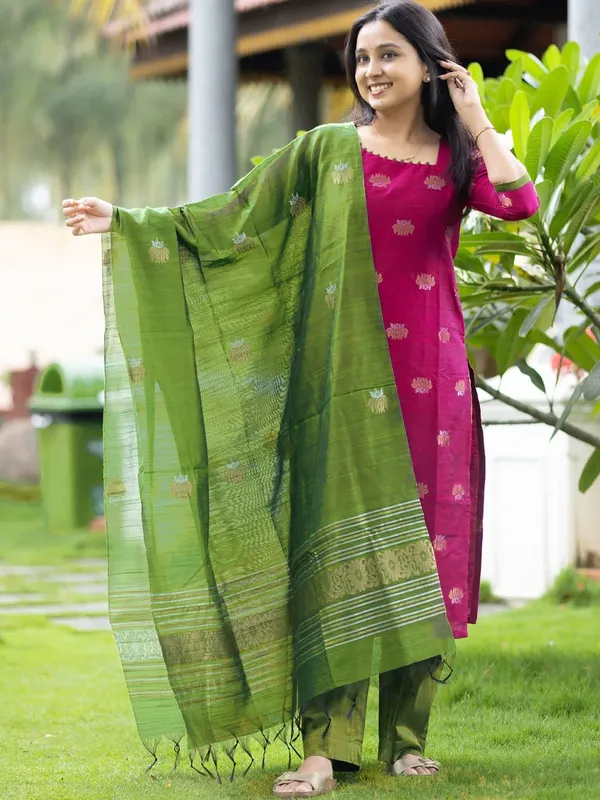 WEAVING_WORK_DRESS