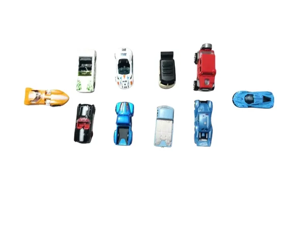 Ht_Wheel_Die_Cast_Metal_Racing_Car_Toy_Set_Multicolor_Set_Of_10