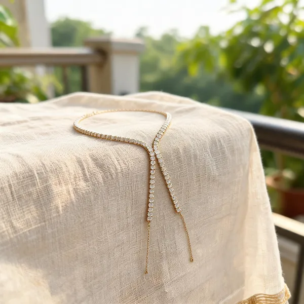 Gold_Stainless_Steel_Floral_Daisy_Hand_Chain_For_Women