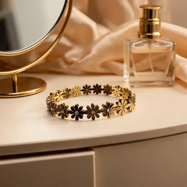 Gold_Stainless_Steel_Daisy_Floral_Link_Chain_Bracelet_For_Women