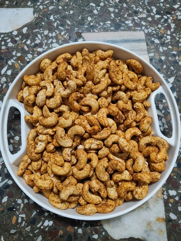 Chatpata_Masala_Cashews_(Pack_of_2_)