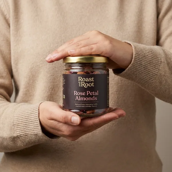 Almonds_Dried_Rose_Petals_Sugar_Flavoured_Almonds_Health_&_Snacking
