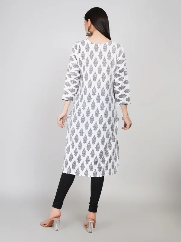 White_Cotton_Straight_Fit_Printed_Kurta_For_Women