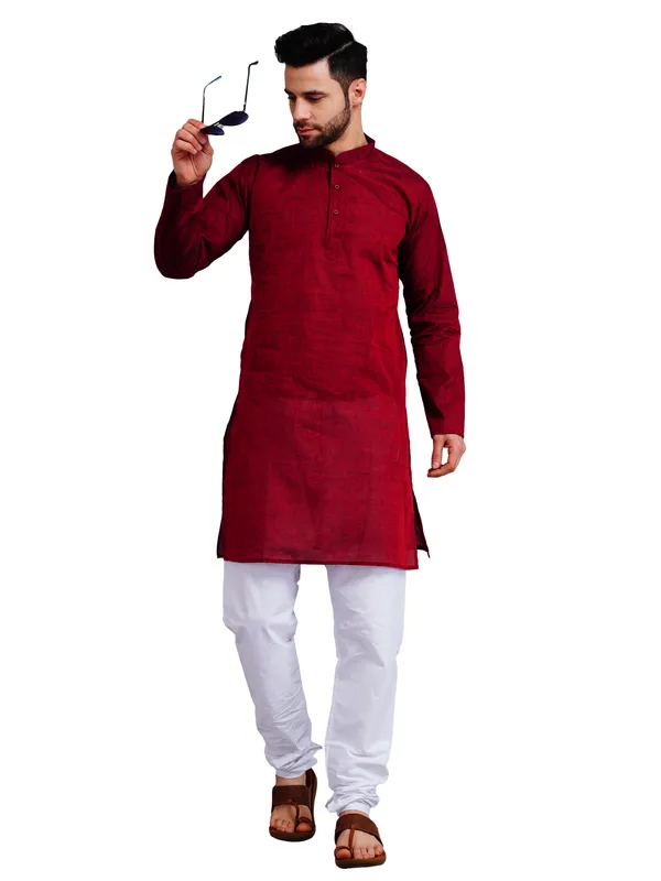 Maroon_Cotton_Relaxed_Fit_Mandarin_Collar_Kurta_For_Men