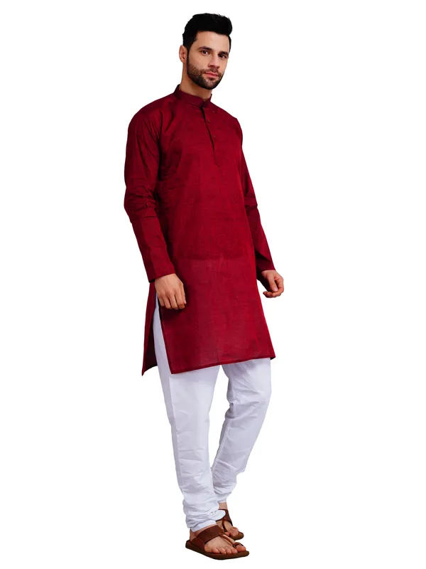 Maroon_Cotton_Relaxed_Fit_Mandarin_Collar_Kurta_For_Men