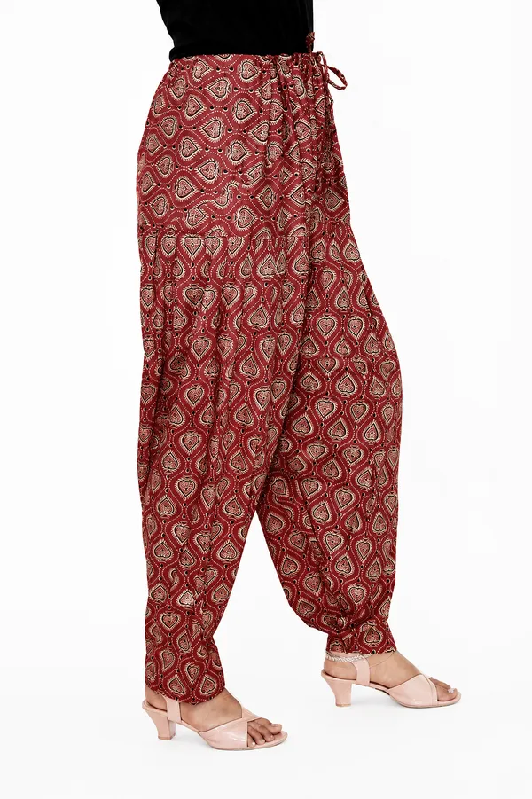 Red_Cotton_Paisley_Print_Harem_Pants_For_Women
