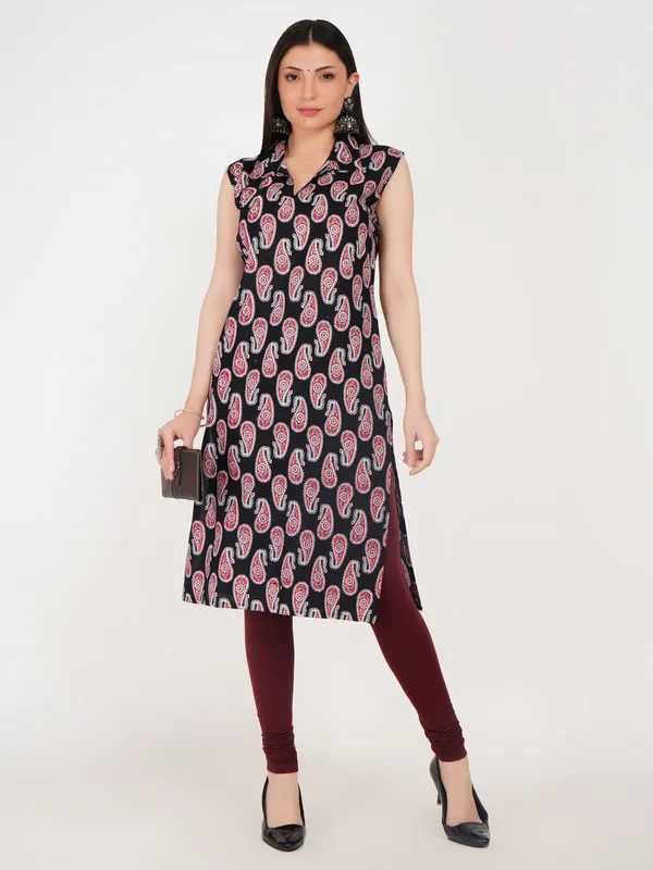 Black_And_Pink_Cotton_Sleeveless_Paisley_Print_Kurta_For_Women
