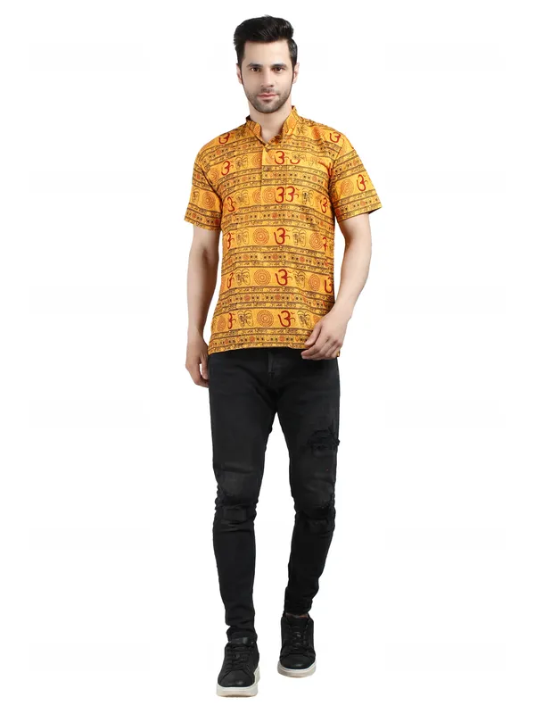 Yellow_Cotton_Regular_Fit_Om_Print_Short_Kurta_For_Men