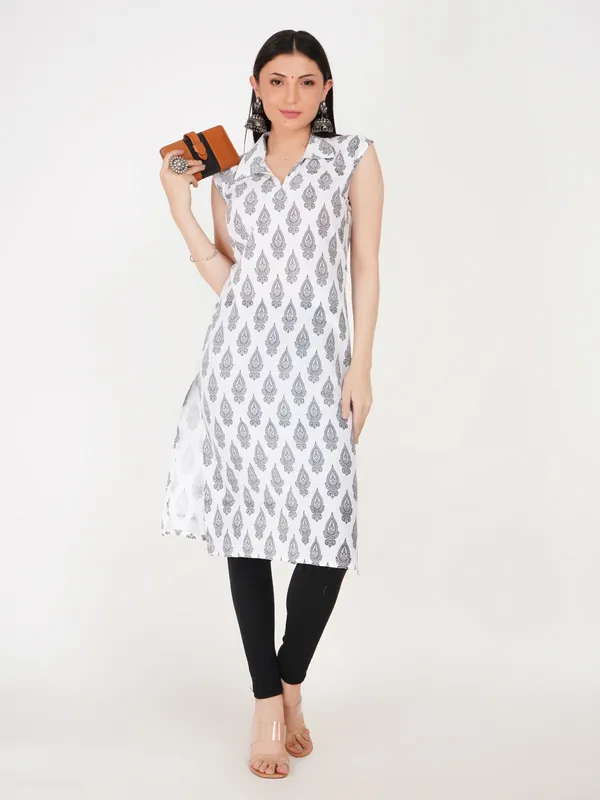 White_Cotton_Relaxed_Fit_Block_Print_Sleeveless_Kurta_For_Women