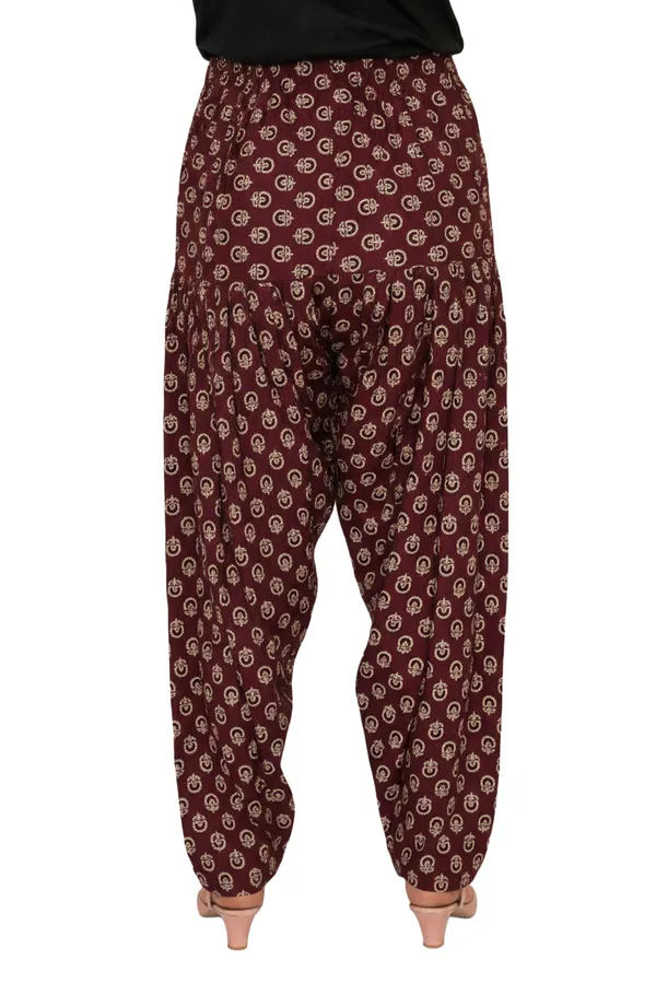 Red_Cotton_Relaxed_Fit_Peacock_Print_Harem_Pants_For_Women