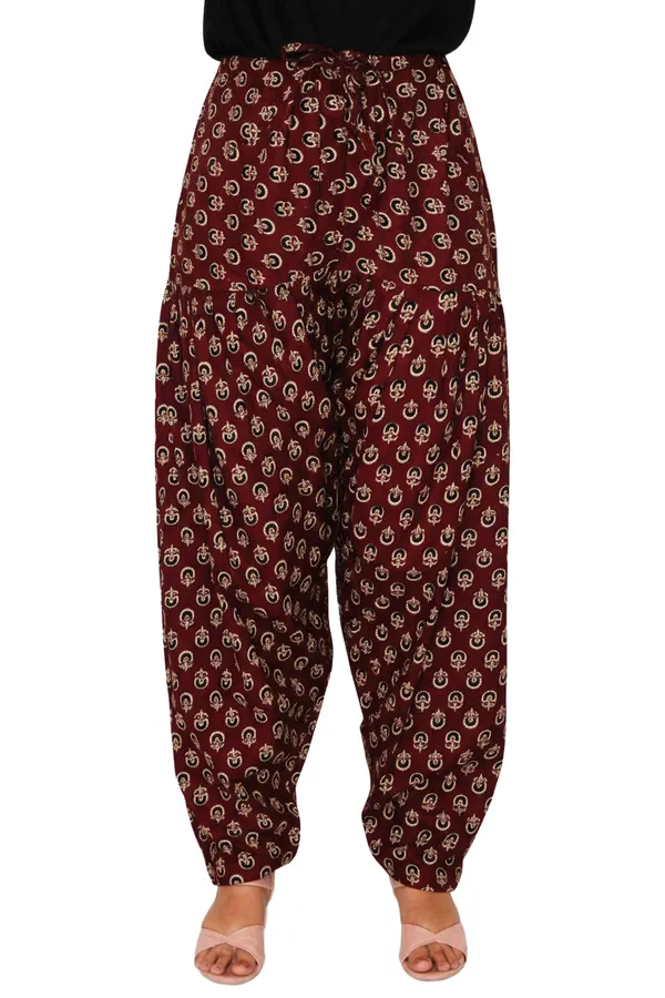 Red_Cotton_Relaxed_Fit_Peacock_Print_Harem_Pants_For_Women