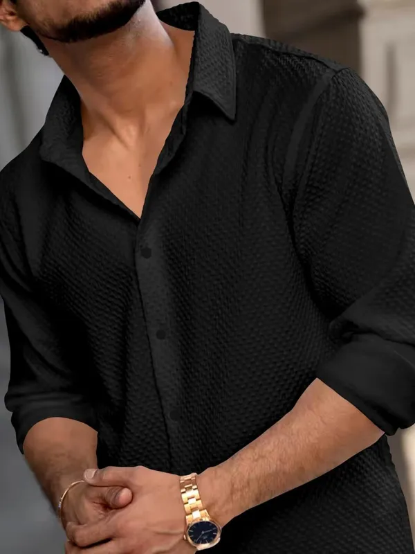 Men_Solid_Casual_Black_Shirt