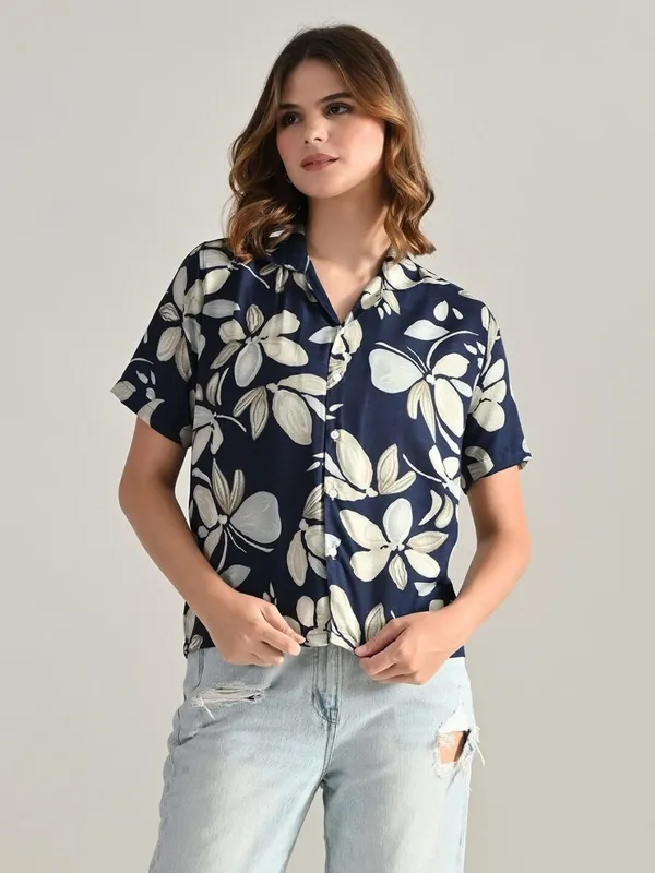 Women_Printed_Beach_Wear_Blue_Shirt