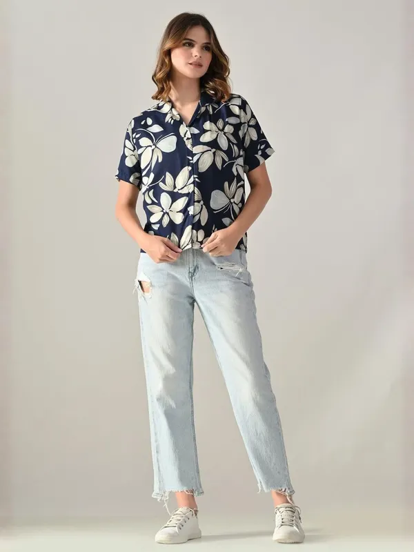 Women_Printed_Beach_Wear_Blue_Shirt