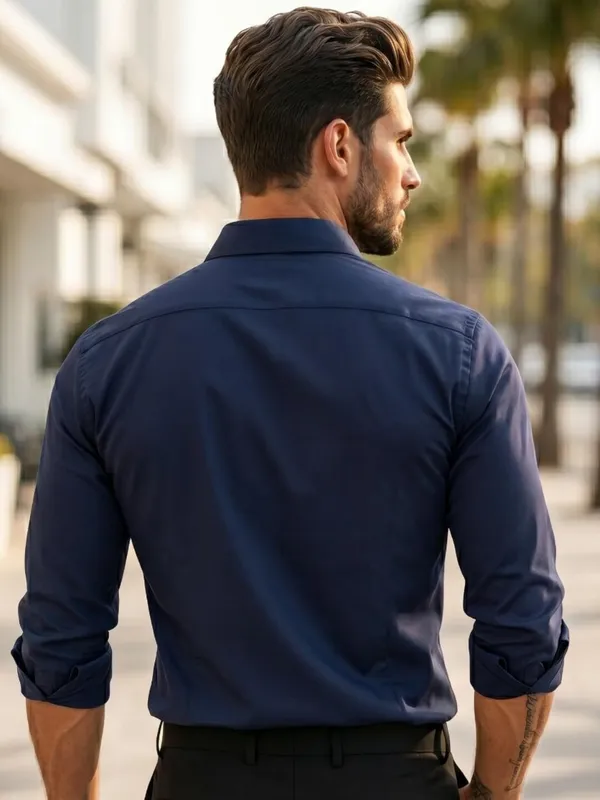 Men_Solid_Casual_Blue_Shirt