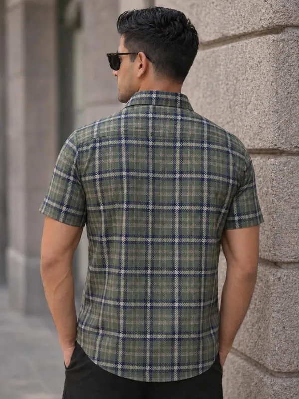 Men_Checkered_Casual_Dark_Green_Shirt