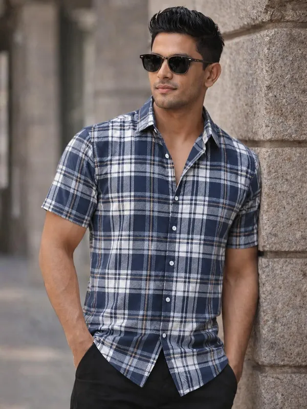 Men_Checkered_Casual_Blue_Shirt