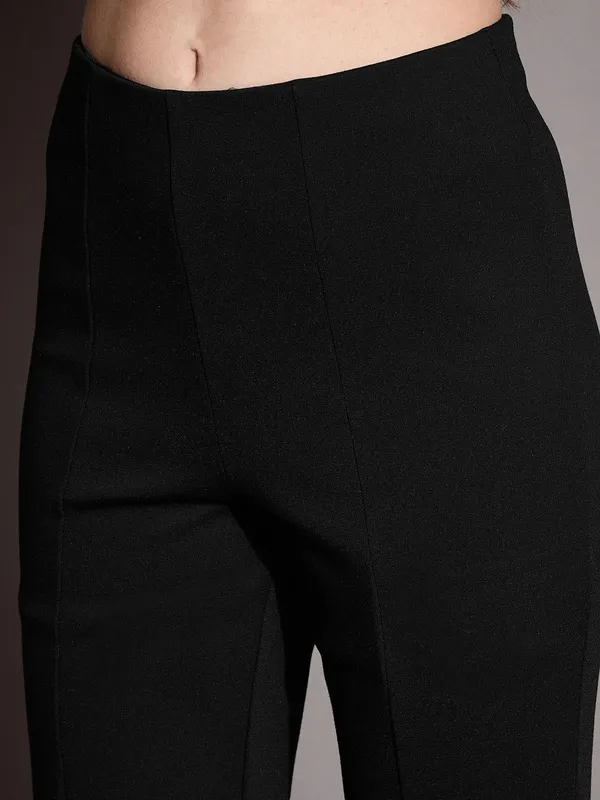 Slim_Fit_Women_Black_Trousers