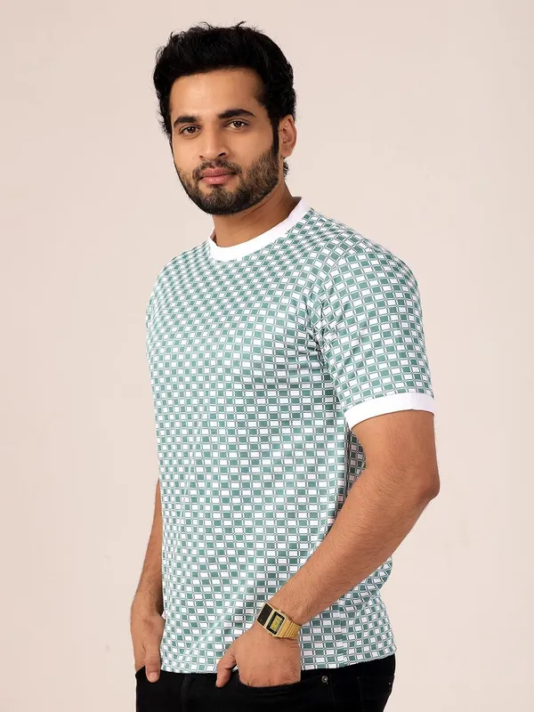 Checkered_Men_Round_Neck_Light_Blue_T-Shirt