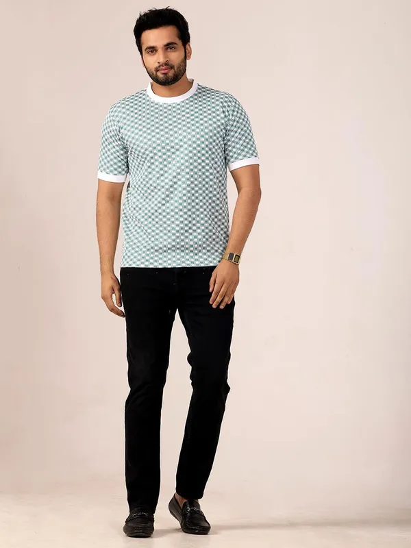 Checkered_Men_Round_Neck_Light_Blue_T-Shirt