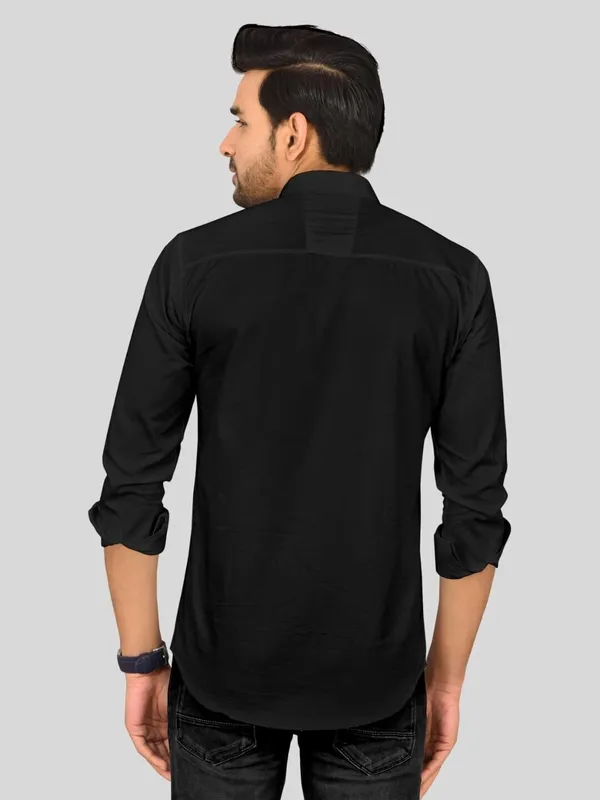 Men_Solid_Casual_Black_Shirt