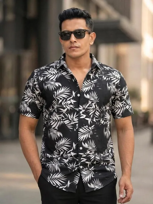Men_Floral_Print_Beach_Wear_Black_Shirt