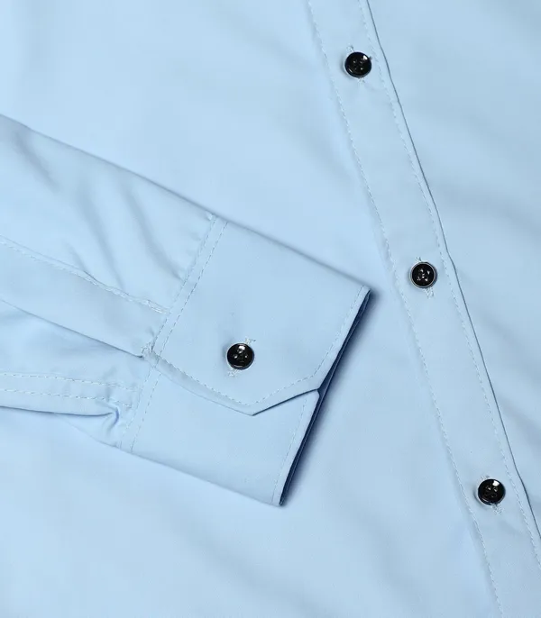 Men_Solid_Casual_Light_Blue_Shirt